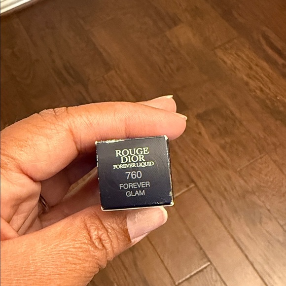 Dior Rouge Dior Forever Liquid Lipstick - 760 Forever Glam - Picture 2 of 3